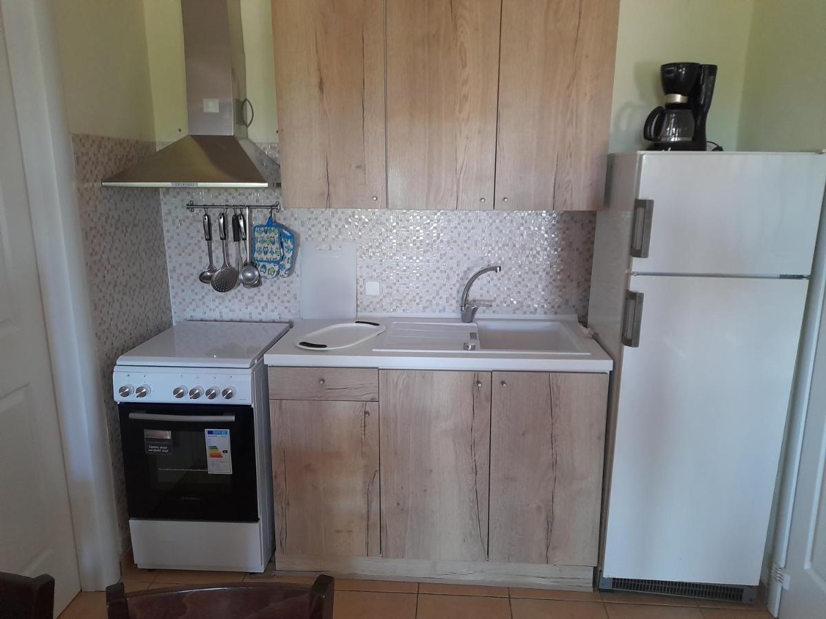 "Klio" Appartment Nikiti  Dış mekan fotoğraf